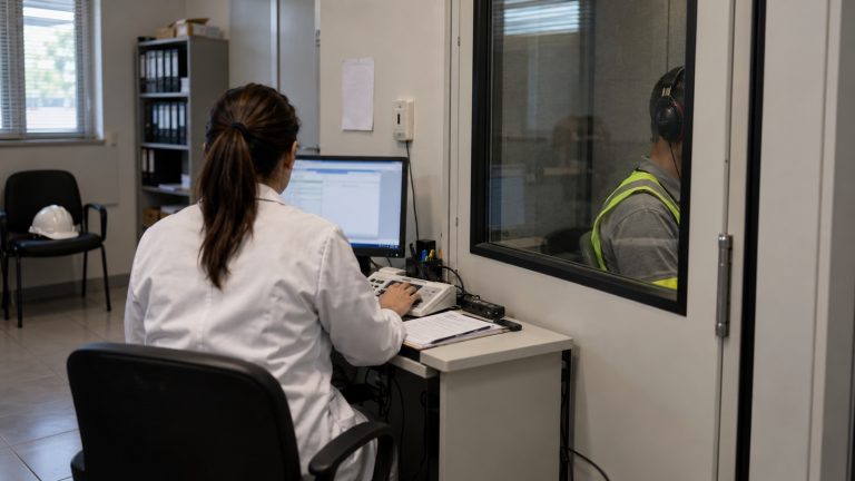 Franquia Brumed: quanto custa abrir uma clínica de medicina do trabalho